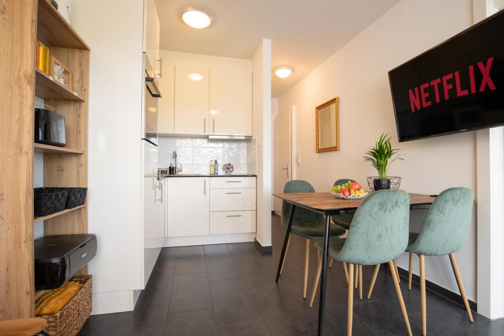 Special Modern Lisa Basel, Bahnhof Grossbasel 10-star Apartment Basel